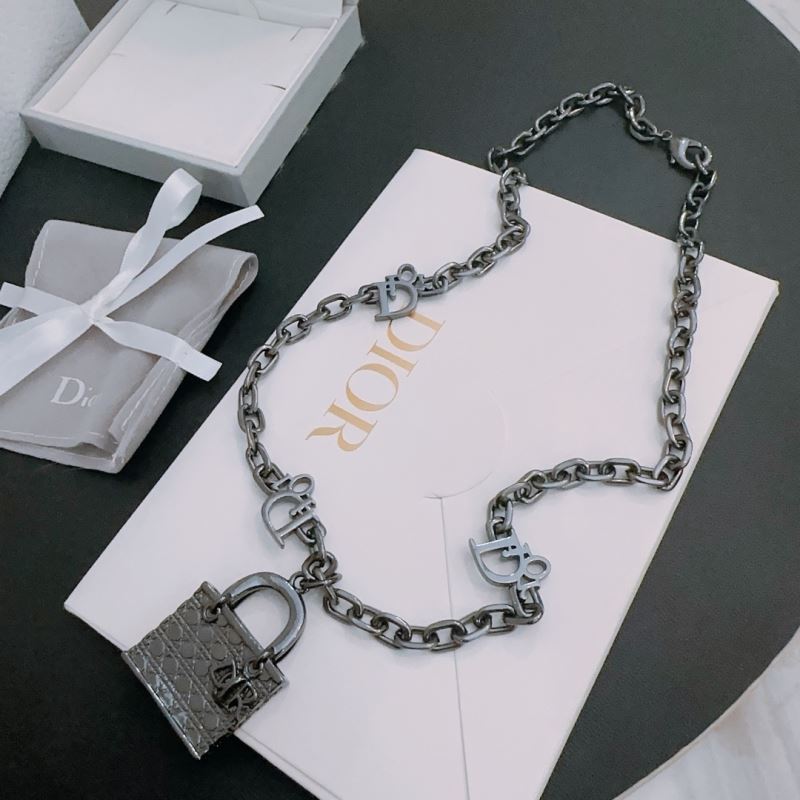 chr1st1an D10r necklaces